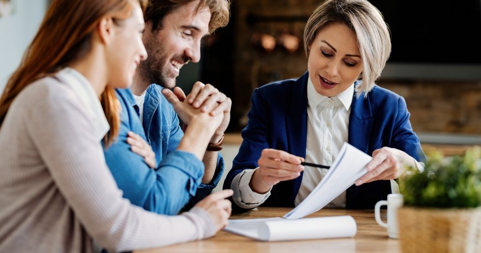 Crédito com garantia x empréstimo pessoal: entenda as diferenças e os riscos