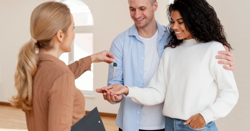 Crédito com Garantia: Como Pegar Empréstimo com Seu Imóvel Sem Vender Nada