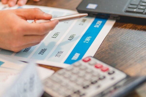 Taxas de administração de consórcio: o que são, como influenciam e como comparar