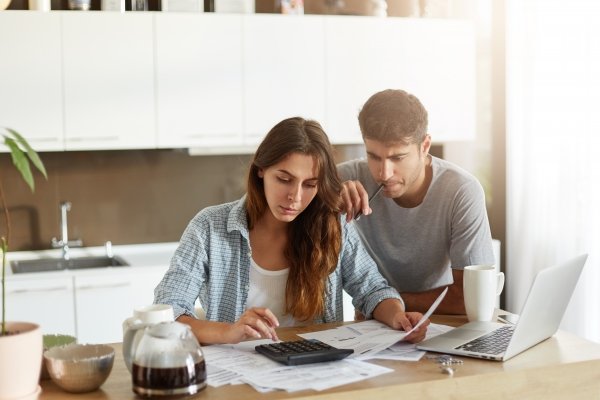 A Taxa de 50% dos EUA sobre o Brasil: O Que Muda para o Consumidor e Investidor?