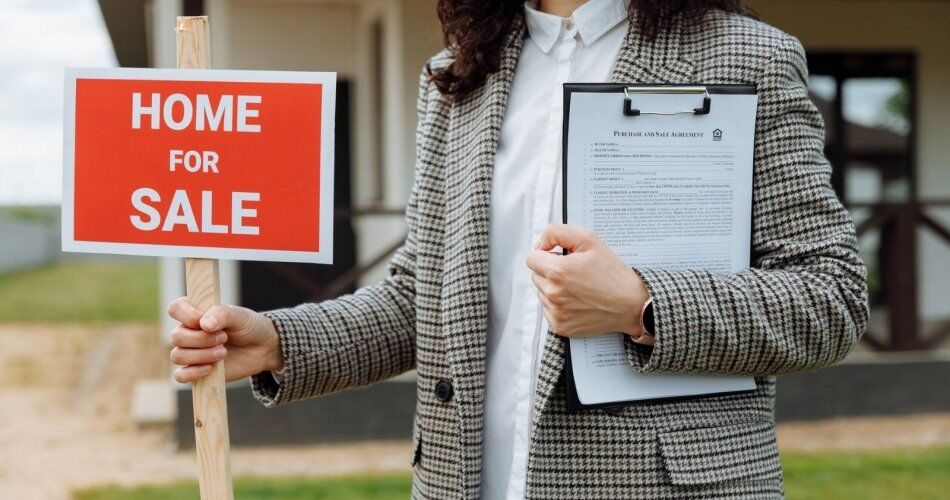 Juros altos e compra de imóvel: como decidir entre financiar, consorciar ou esperar